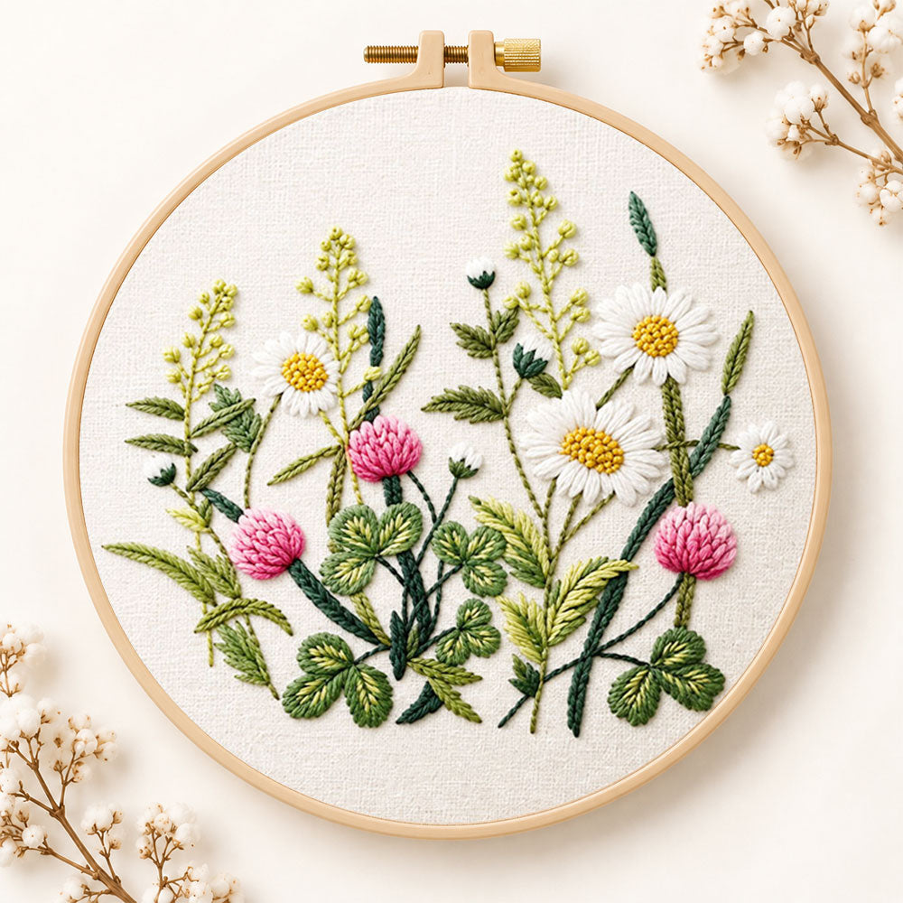 Clover and daisy floral embroidery kit