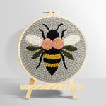 Flying bee punch needle kit for beginners